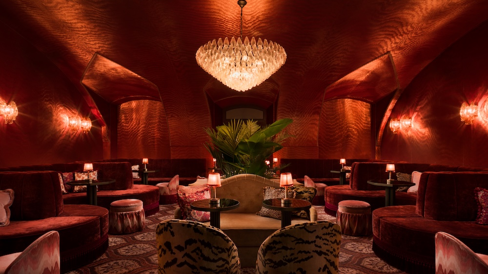 Le Fou Opens as a Maximalist Cocktail Sanctuary in Vienna